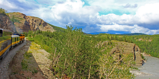 Denali Park Fairbanks Train