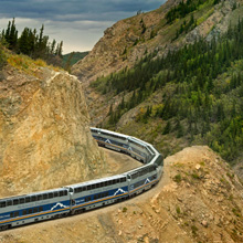 The McKinley Explorer rounds a bend.